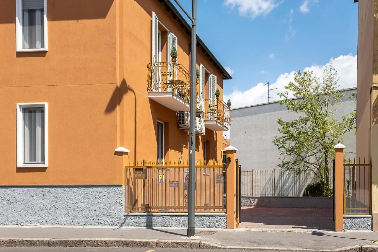 Leader Apartment 4 - Monzino - Hockey Msg Arena - Linate - Milano